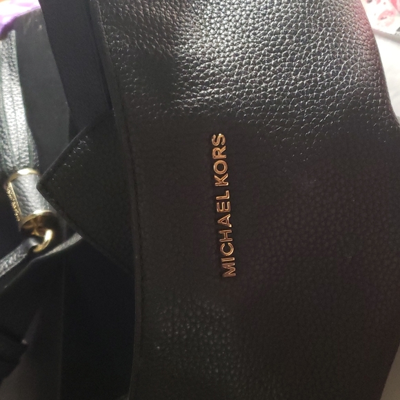 Mk purse - Picture 6 of 6